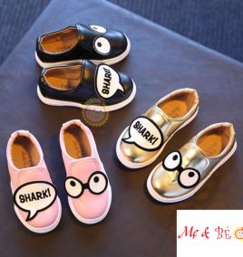 Giày lười chữ SHARK cho bé yêu cực xinh
