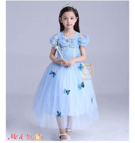 Đầm cinderella màu xanh voan đính bướm