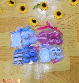 Set bao tay và vớ chân cho bé