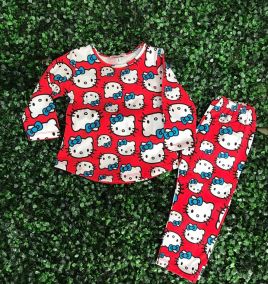 Đồ bộ tay dài in hình kitty xinh xắn