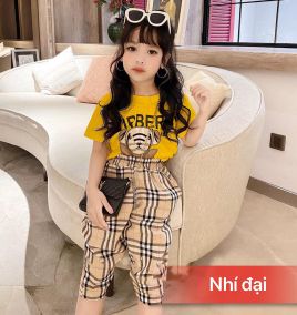 Đồ bộ burberry bé gái áo gấu nhí