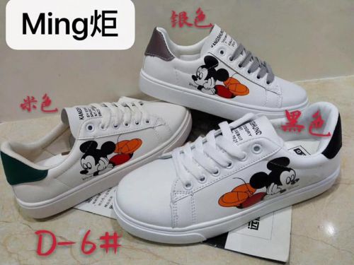 Giaỳ sneaker họa tiết mickey