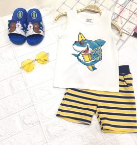 Bộ Yoyo sát nách Baby Shark cho bé trai