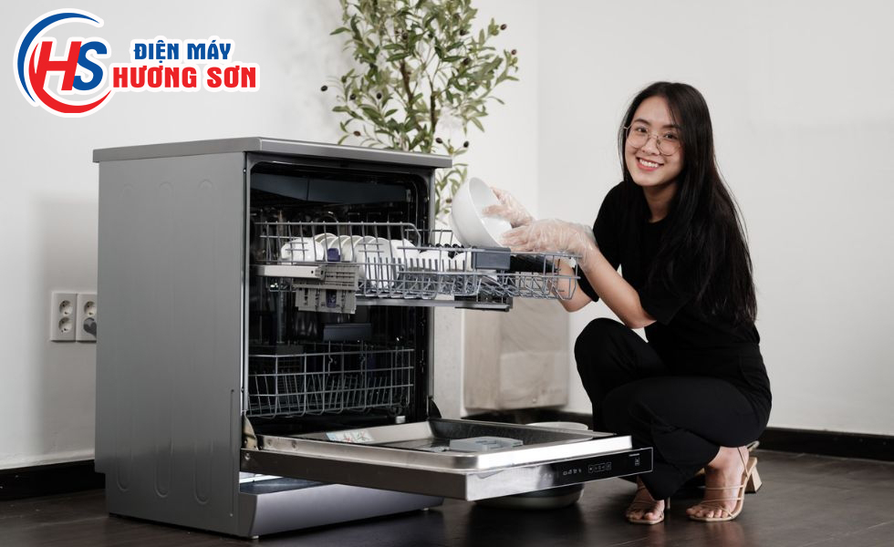 Máy rửa bát Beko