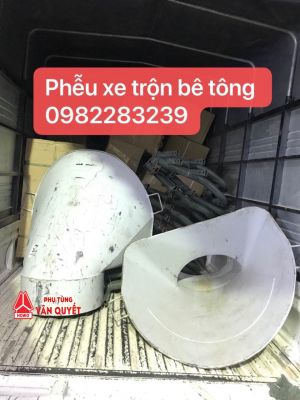 Phễu rót liệu xe trộn bê tông, phễu đổ liệu vào xe trộn bê tông