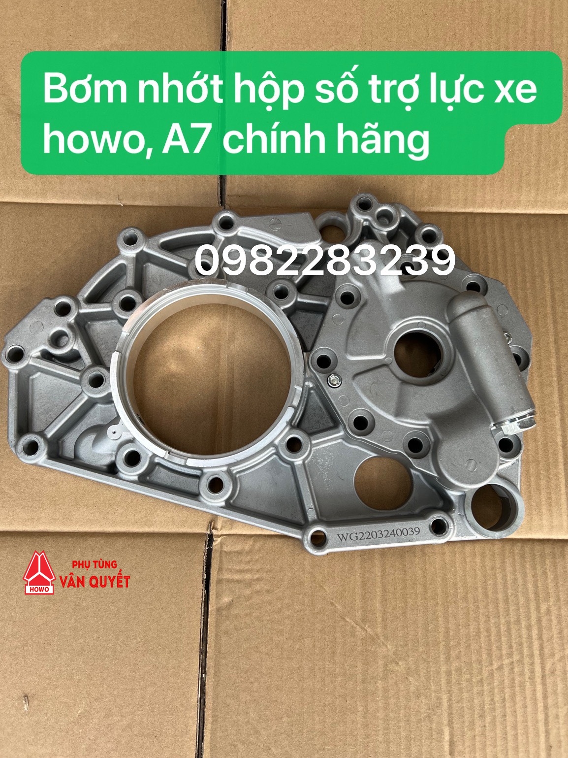 Bơm nhớt hộp số trợ lực 10 số xe Howo A7. WG2203240039