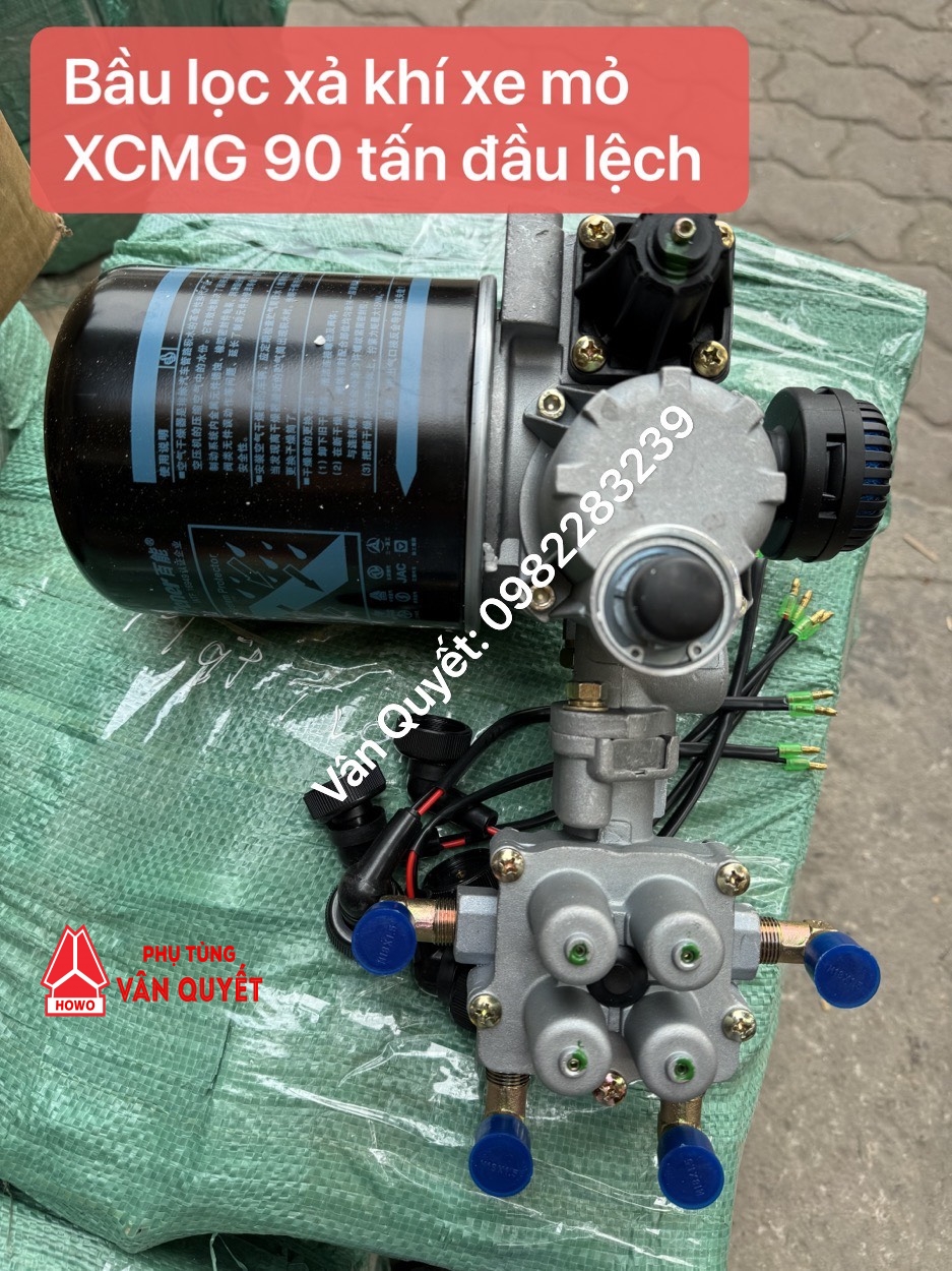 Bầu xả khí xe XCMG 90 tấn, xe đầu lệch 90 tấn Tonly TL875K - TL875B.