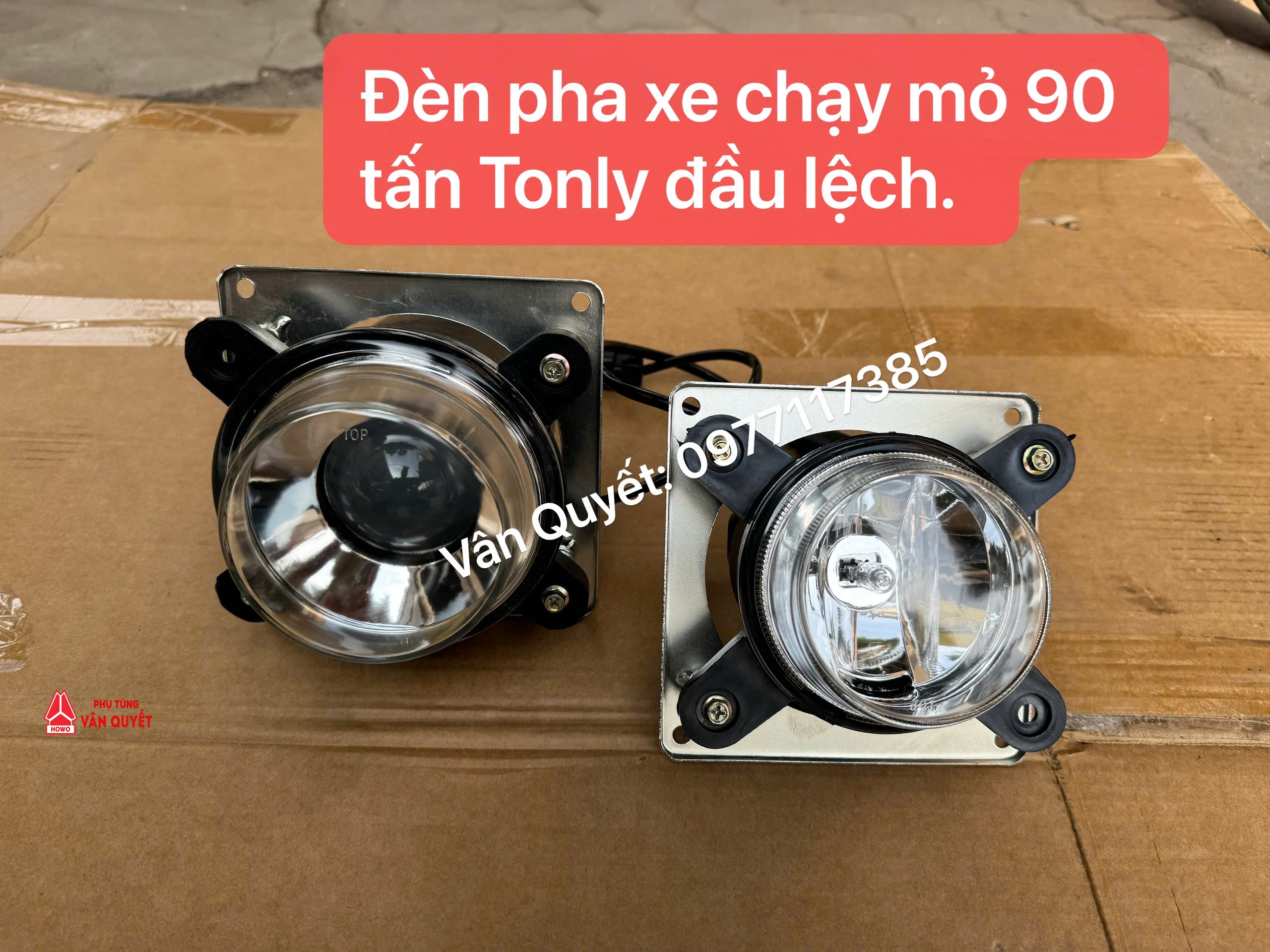 Đèn pha trước xe tải chạy mỏ 90 tấn Tonly đầu lệch