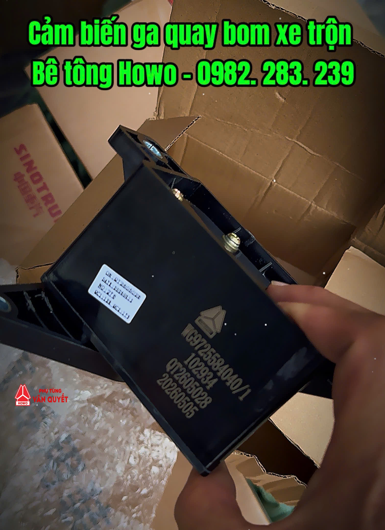 Hộp cảm biến ga điện quay bom xe bồn trộn bê tông Howo 340, 336, 371, 380. WG9725584040/1