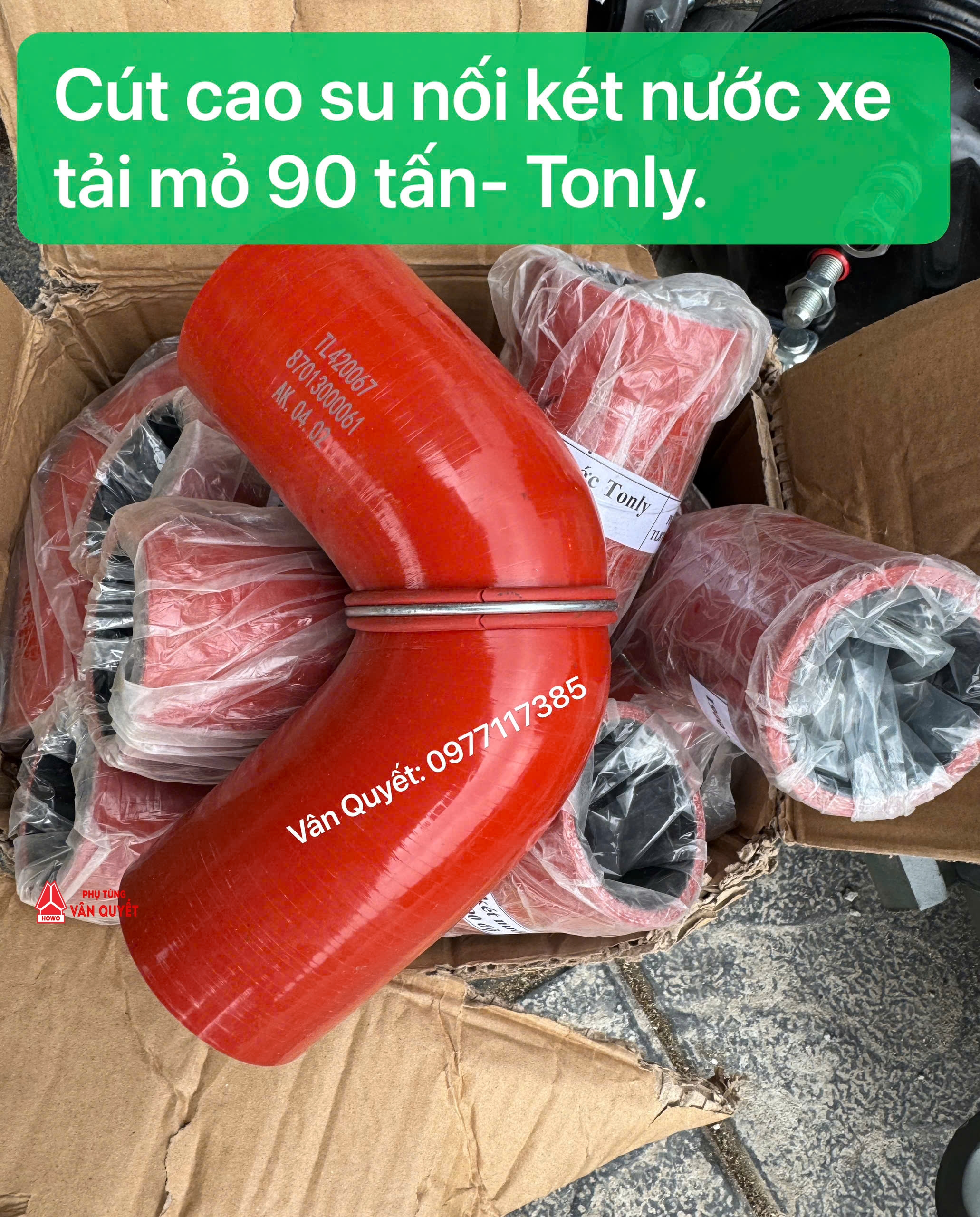 Ống cao su két nước xe Tonly 90 tấn, Cút cao su vuông 90 độ nối két nước xe Tonly TL4200678701300061