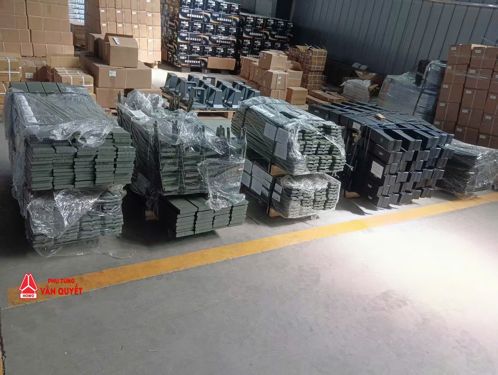 Tổng kho nhíp phụ tùng xe tải Howo tại Hà Nội