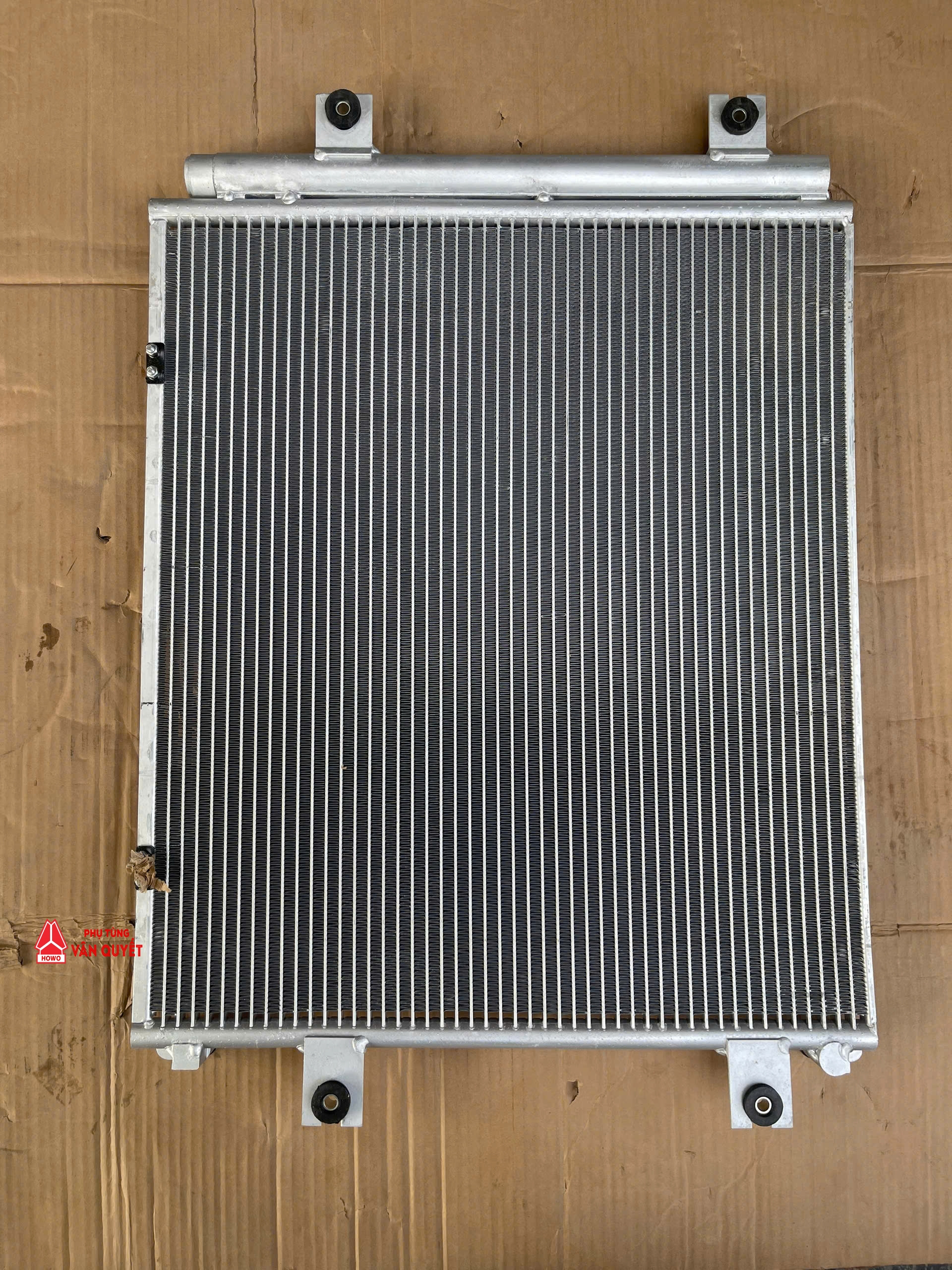Giàn nóng điều hòa xe trộn bê tông Sany