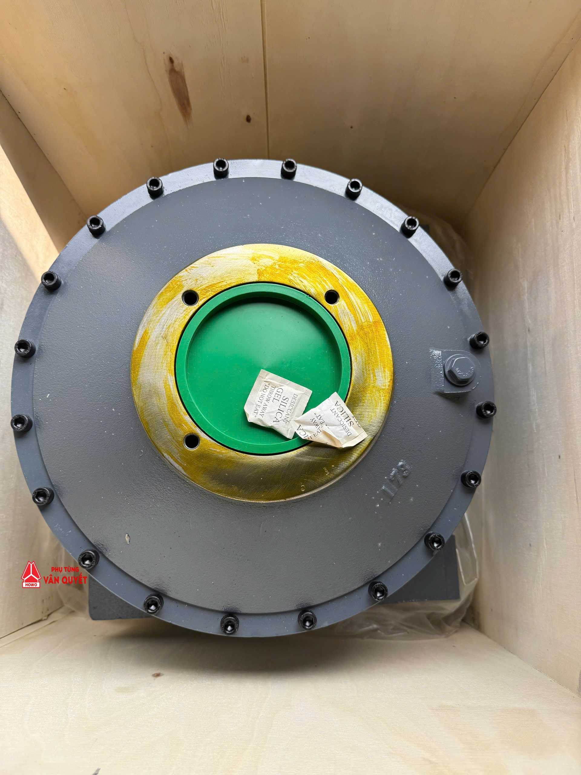 Hộp số giảm tốc quay bồn xe trộn bê tông 10 khối, 12 khối, 14 khối. Howo, Dongfeng, Chenlong, Shacman, Sany, HongYan, Huyndai HD270, Hino.