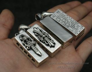 day chuyen chromehearts 18