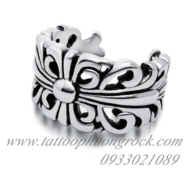 nhan chrome hearts 18