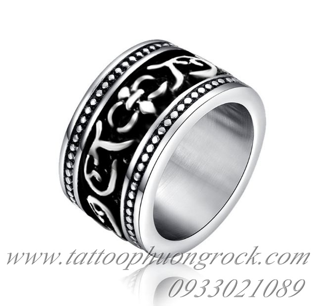 nhan chrome hearts 12
