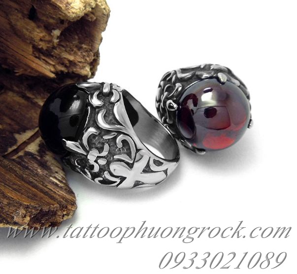 nhan chrome hearts 62