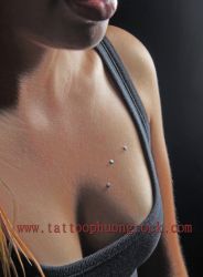 piercing dermal 5