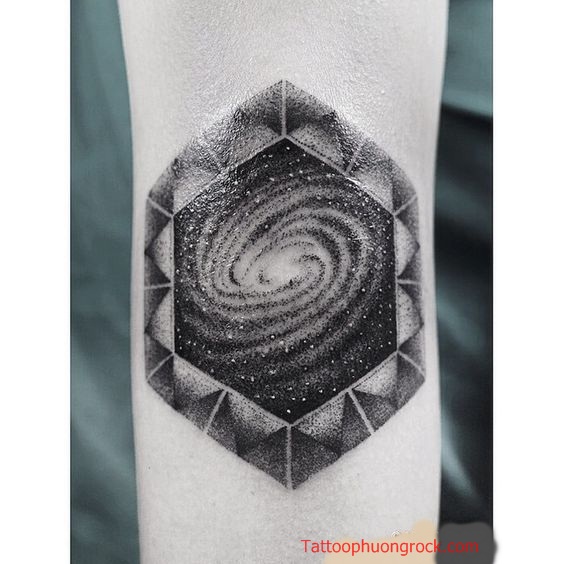 Hinh xam dotwork 3