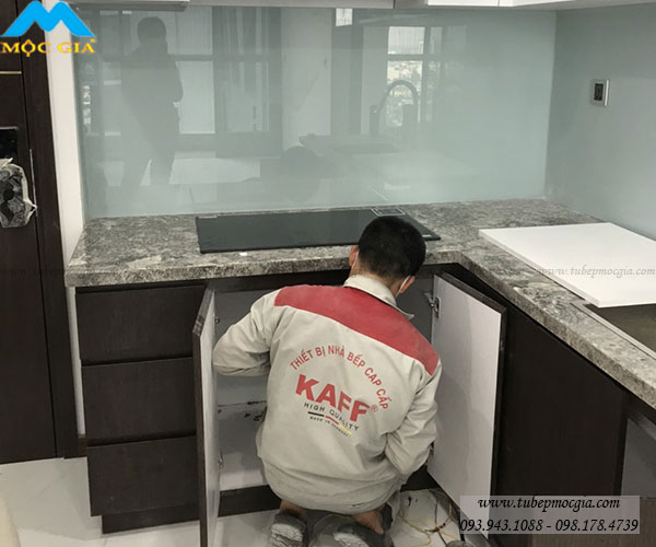 lắp đặt thiết bị nhà bếp