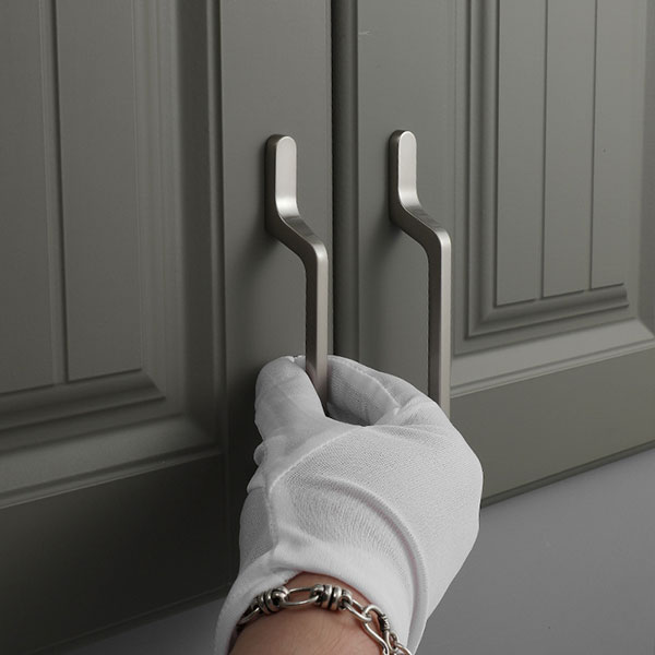 Tay nắm cửa tủ bếp hợp kim kẽm