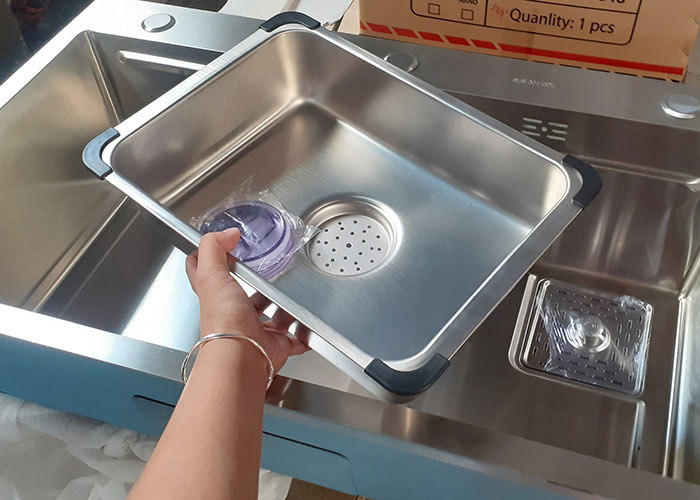 Hình thực tế Chậu Rửa Đơn trong bộ Combo Phụ Kiện Nhà Bếp
