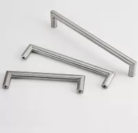Tay Nắm Tủ Bằng Inox FIN465D