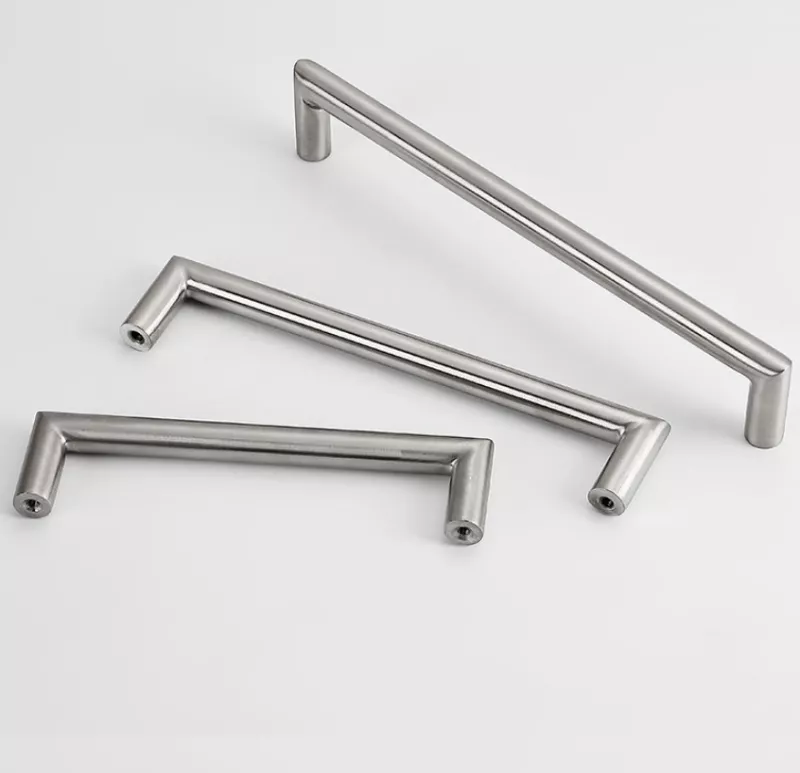 Tay Nắm Tủ Bằng Inox FIN465D