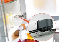Bản Lề Blum