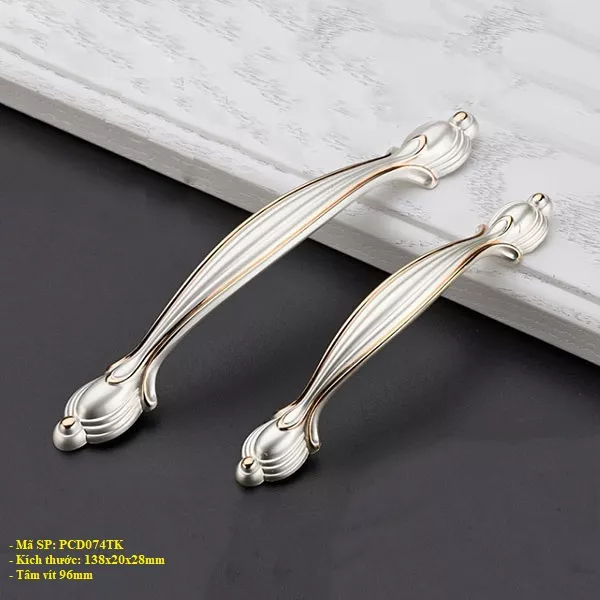 Tay Nắm Cửa Cổ Điển PCD074BK