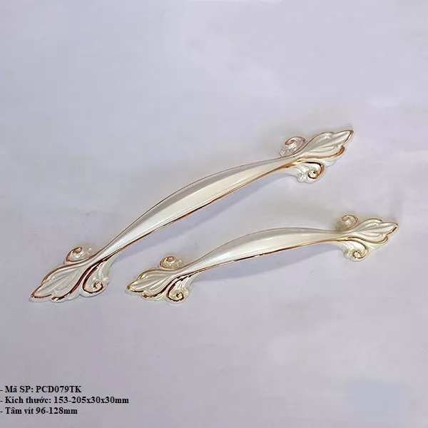 Tay Nắm Cửa Cổ Điển PCD079TK