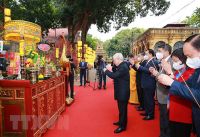 Tổng Bí thư, Chủ tịch nước dâng hương tại Hoàng Thành Thăng Long