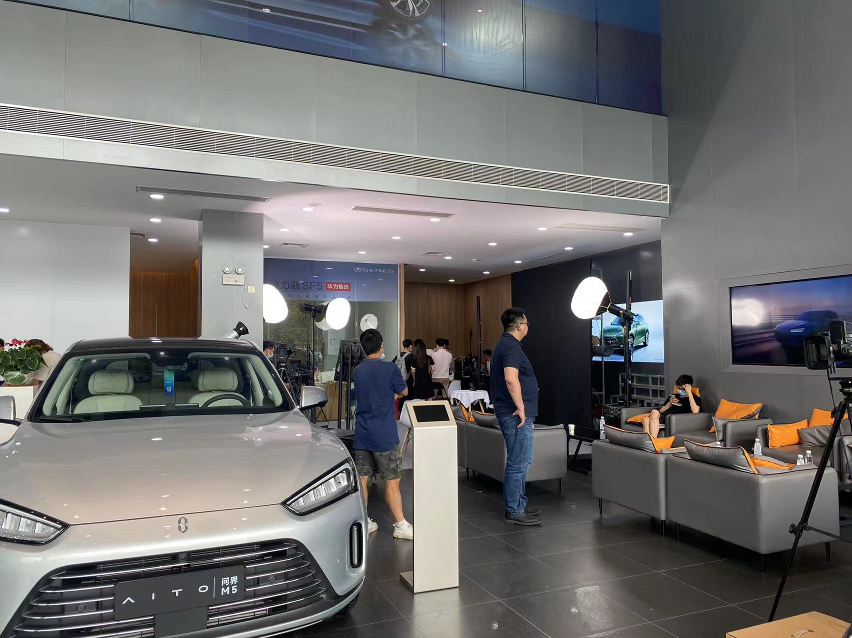 NiceFoto LED-2000B Pro Video Light