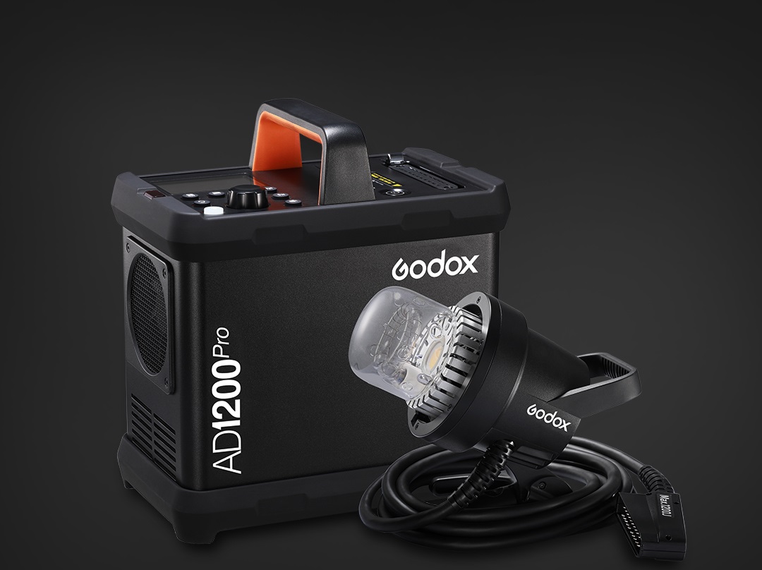  Flash Ngoại Cảnh Godox AD1200 PRO