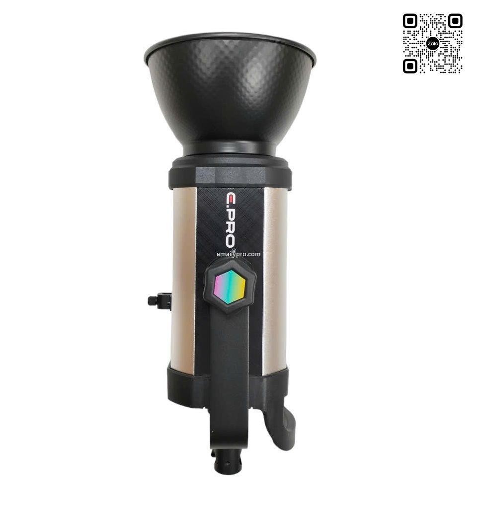 Đèn LED UL-300C RGB.W: Ưu Điểm Vượt Trội
