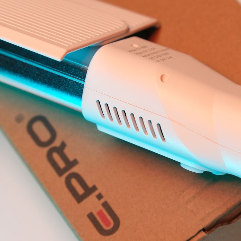 Giới Thiệu Về Đèn LED Cầm Tay ES-400R