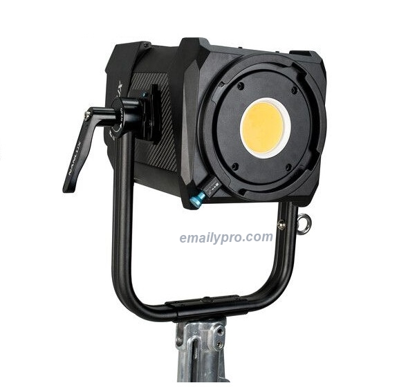 Nanlux Evoke 1200 LED Light