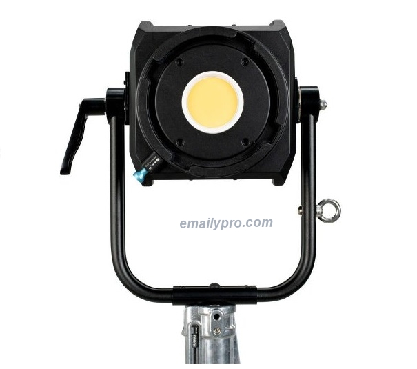 Nanlux Evoke 1200 LED Light