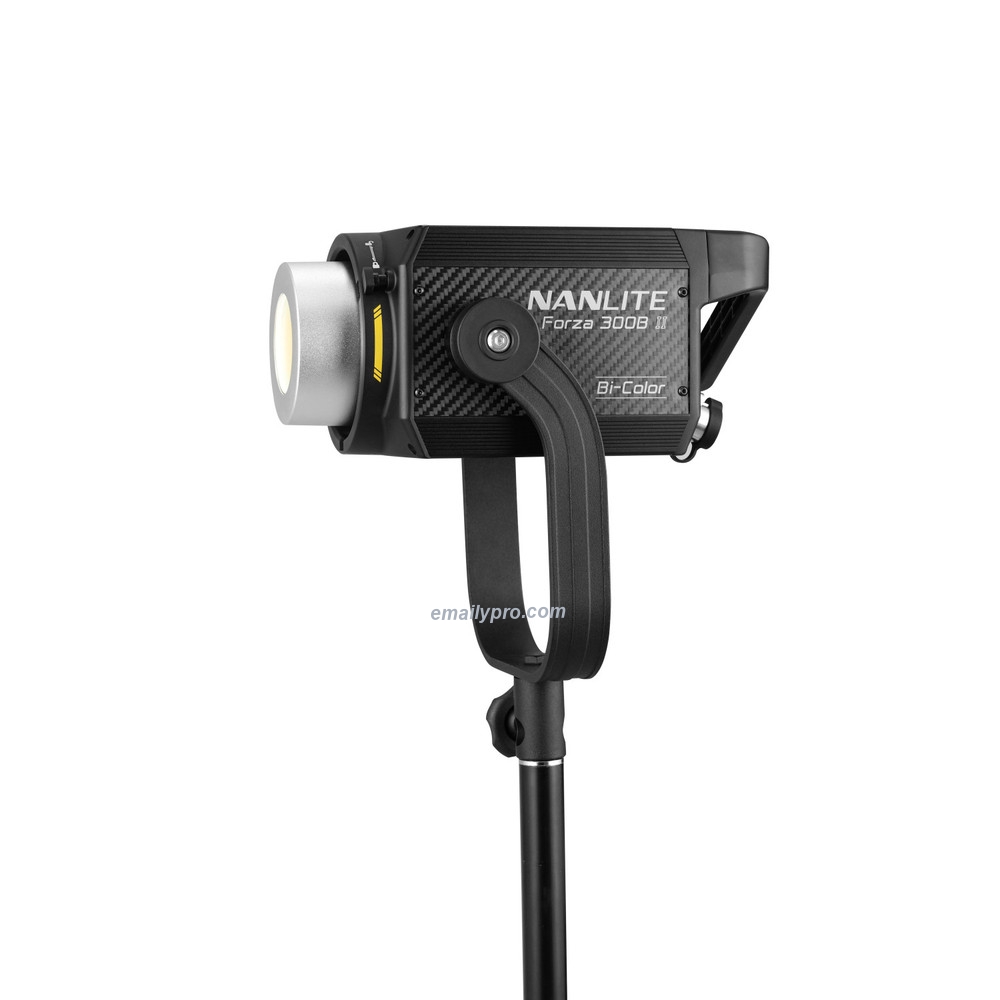 Nanlite Forza 300B II Bi-Color LED Monolight