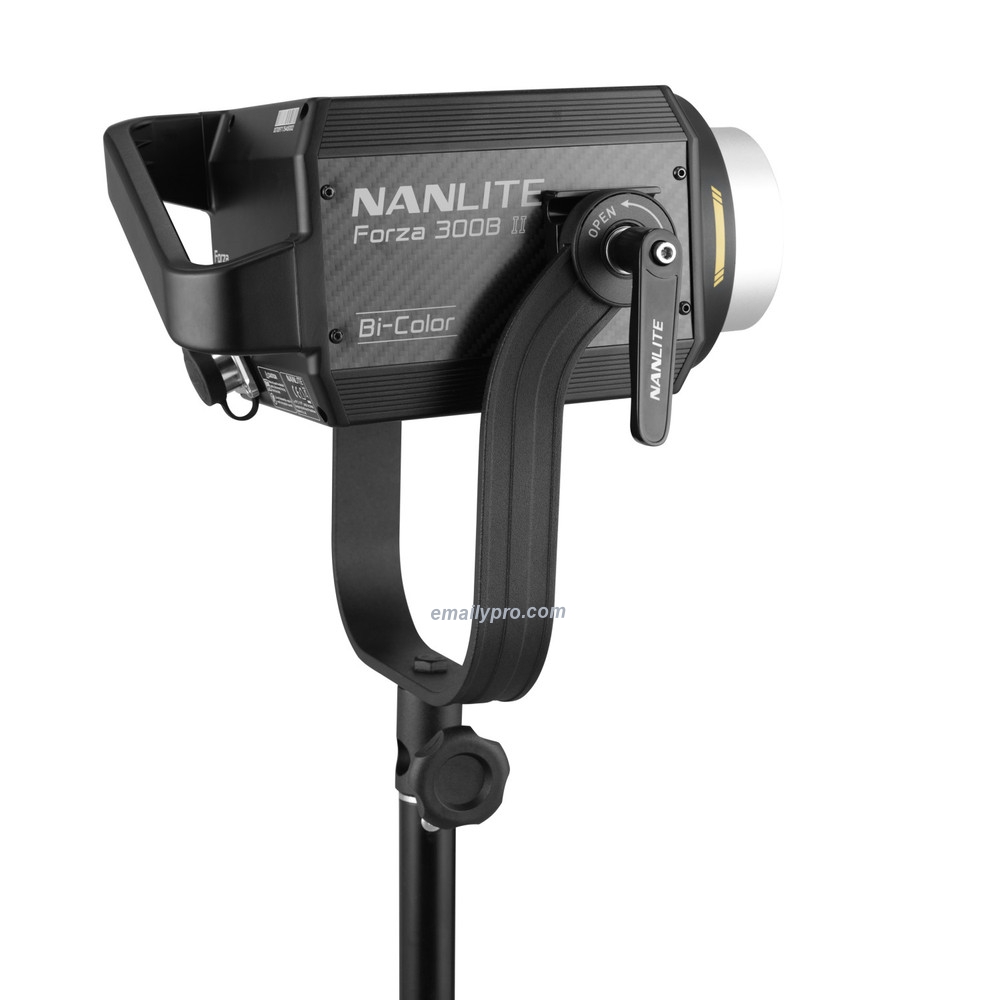 Nanlite Forza 300B II Bi-Color LED Monolight