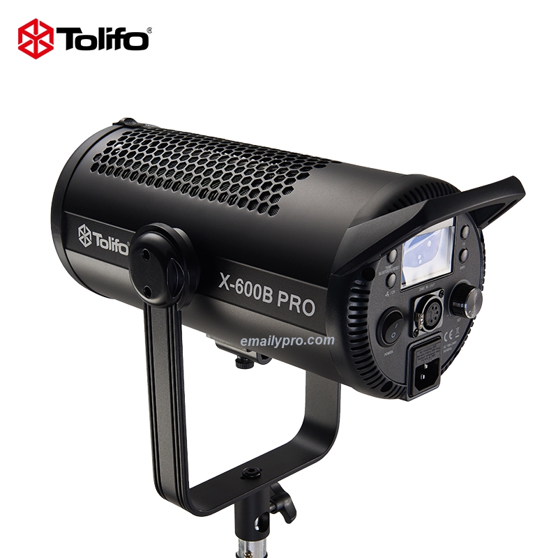 ĐÈN LED TOLIFO X-600B PRO 2700K-6500K DMX