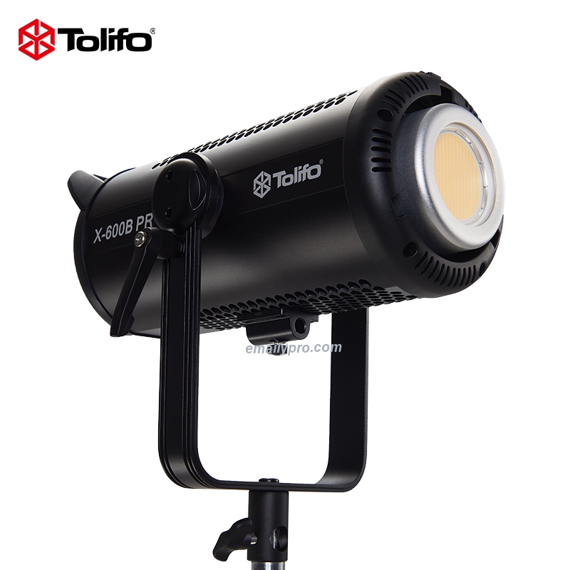 ĐÈN LED TOLIFO X-600B PRO 2700K-6500K DMX