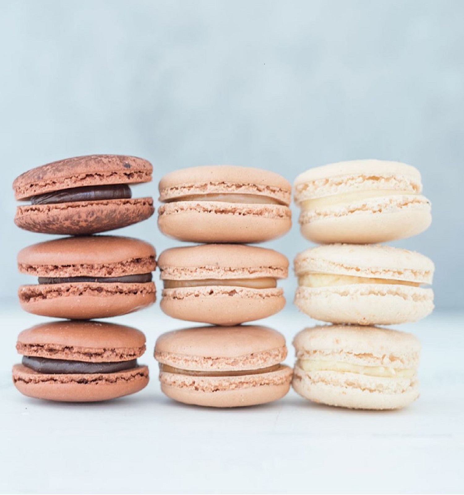Macaron nhân kem