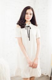 VÁY SUÔNG CỔ ĐỨC KHOÉT VAI