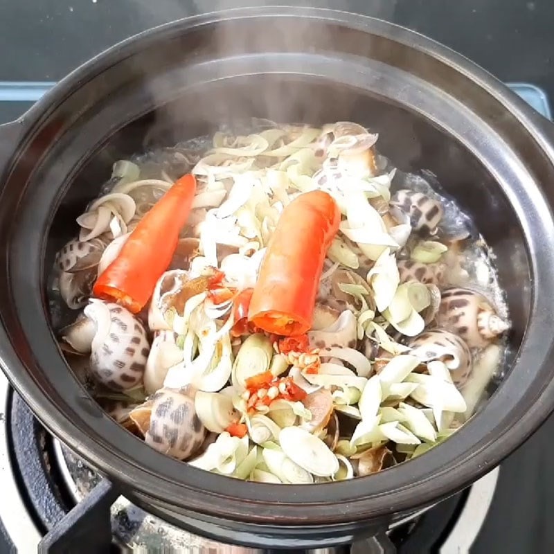 ốc hương hấp sả, gừng