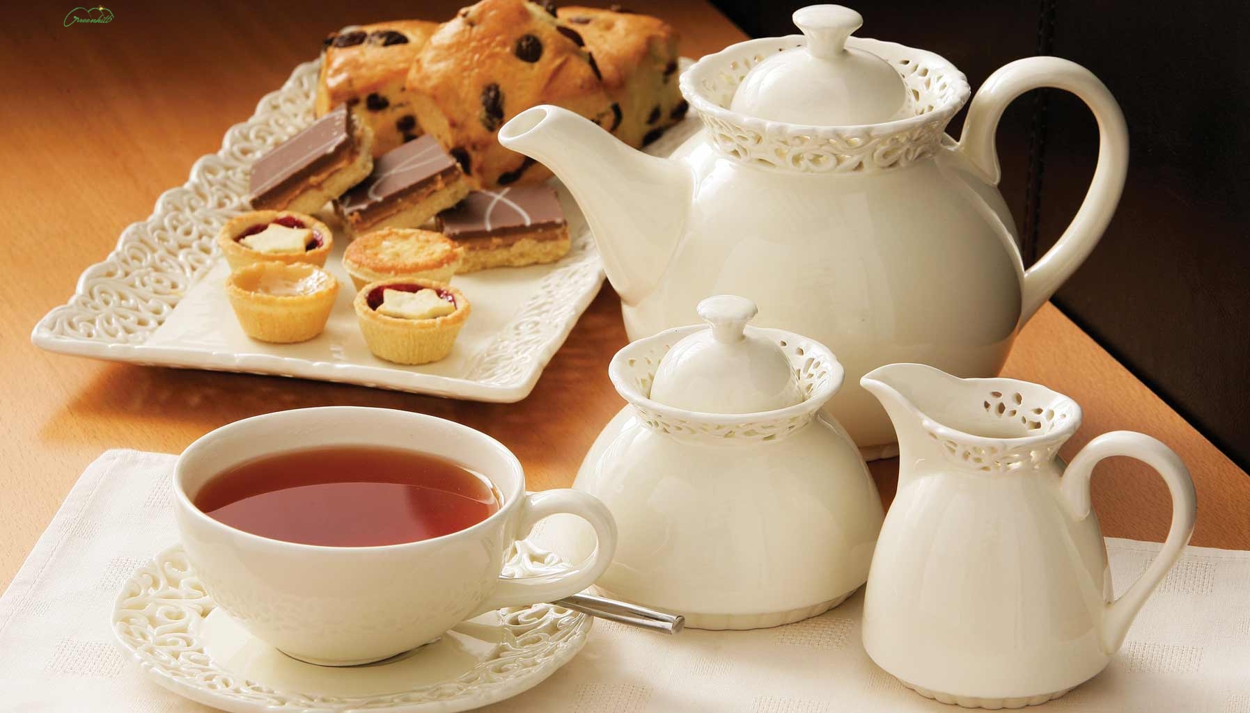 Startup thành công với mô hình tiệm trà & bánh