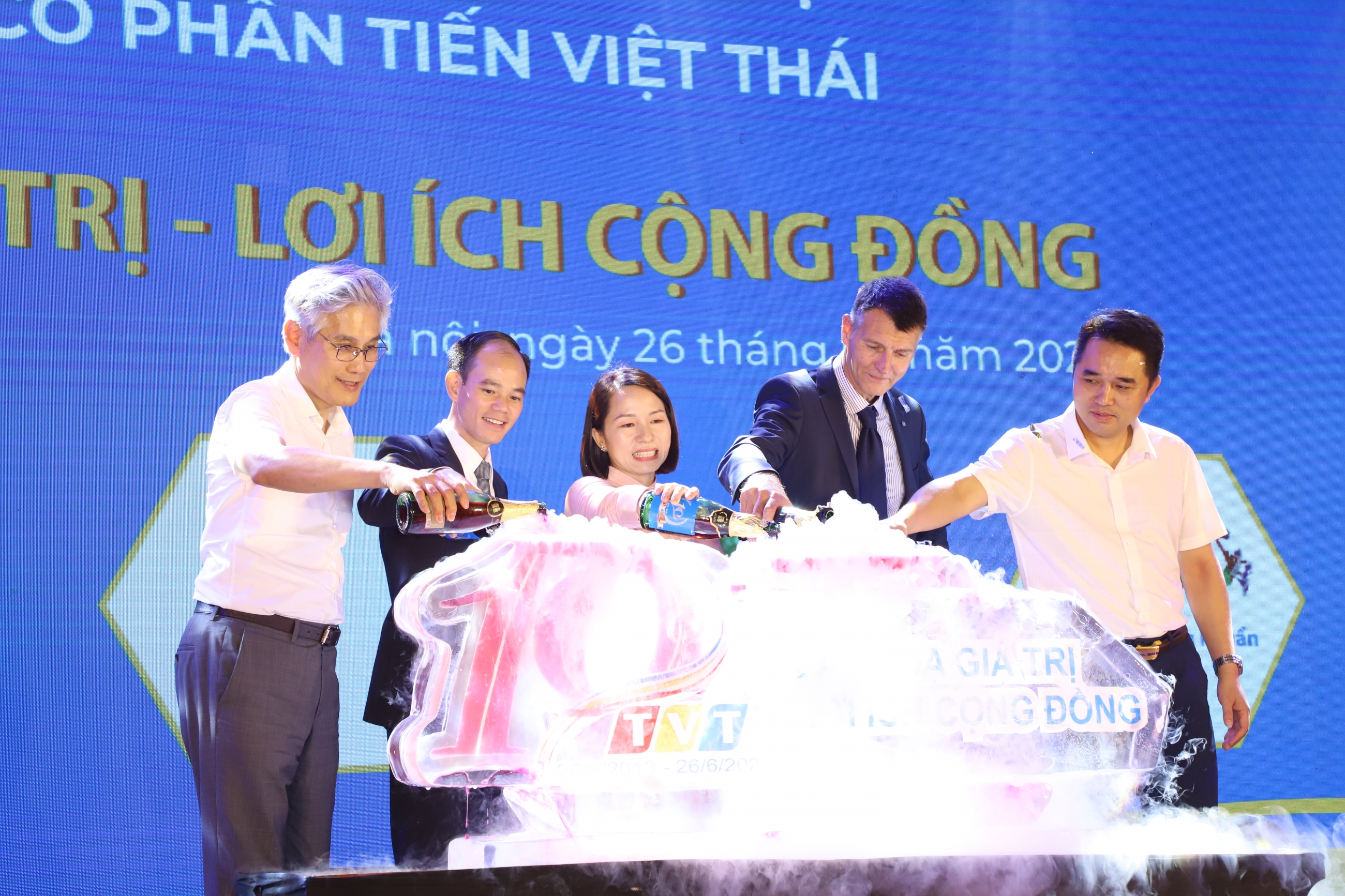 10 NĂM TIẾN VIỆT THÁI: “LAN TỎA GIÁ TRỊ – LỢI ÍCH CỘNG ĐỒNG”