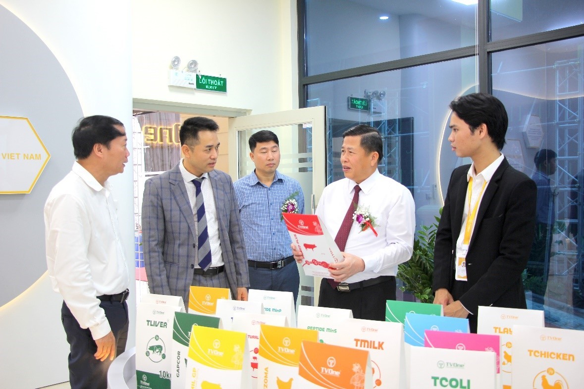 TVT GROUP ĐỒNG HÀNH LAN TỎA CÙNG TVONE TRONG LỄ KHÁNH THÀNH NHÀ MÁY PHYTOGENICS CHUẨN GMP+