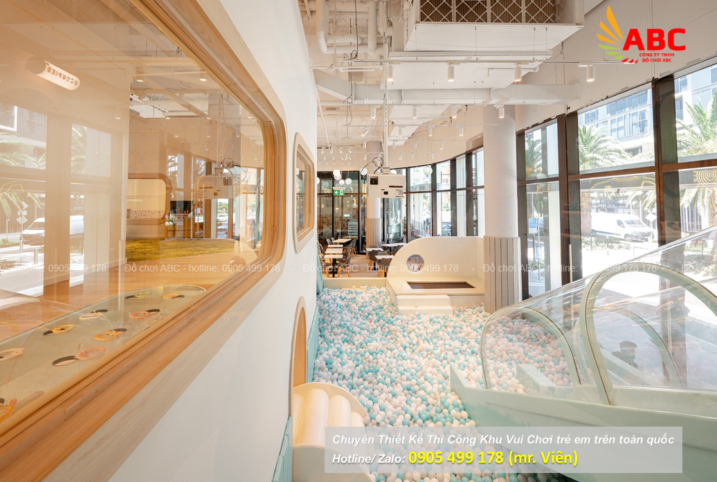 Quán Cafe Kết Hợp Khu Vui Chơi Độc Đáo