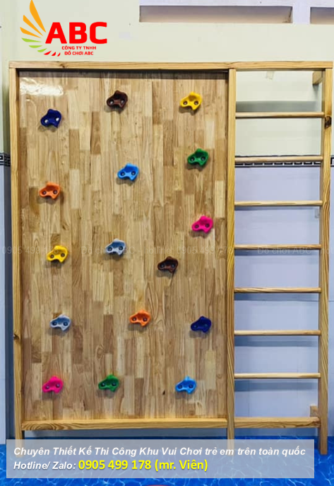 Vách leo núi kèm thang leo cho bé mầm non